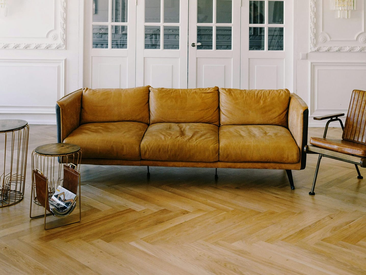 Parkiet w jodełkę angielską – charakterystyka i aranżacje