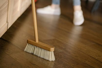 Jak czyścić parkiet woskowany? Specyfika pielęgnacji